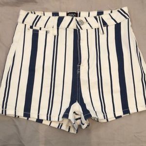 BDG blue striped shorts